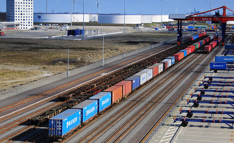 PortShuttle Rotterdam passeert 100.000 TEU